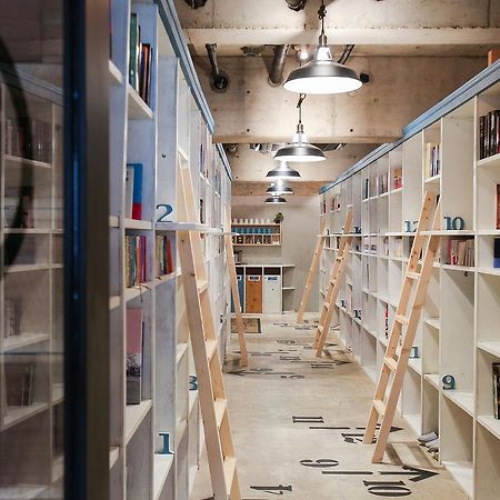 Bnbplus Niigata Book Inn Eksteriør bilde