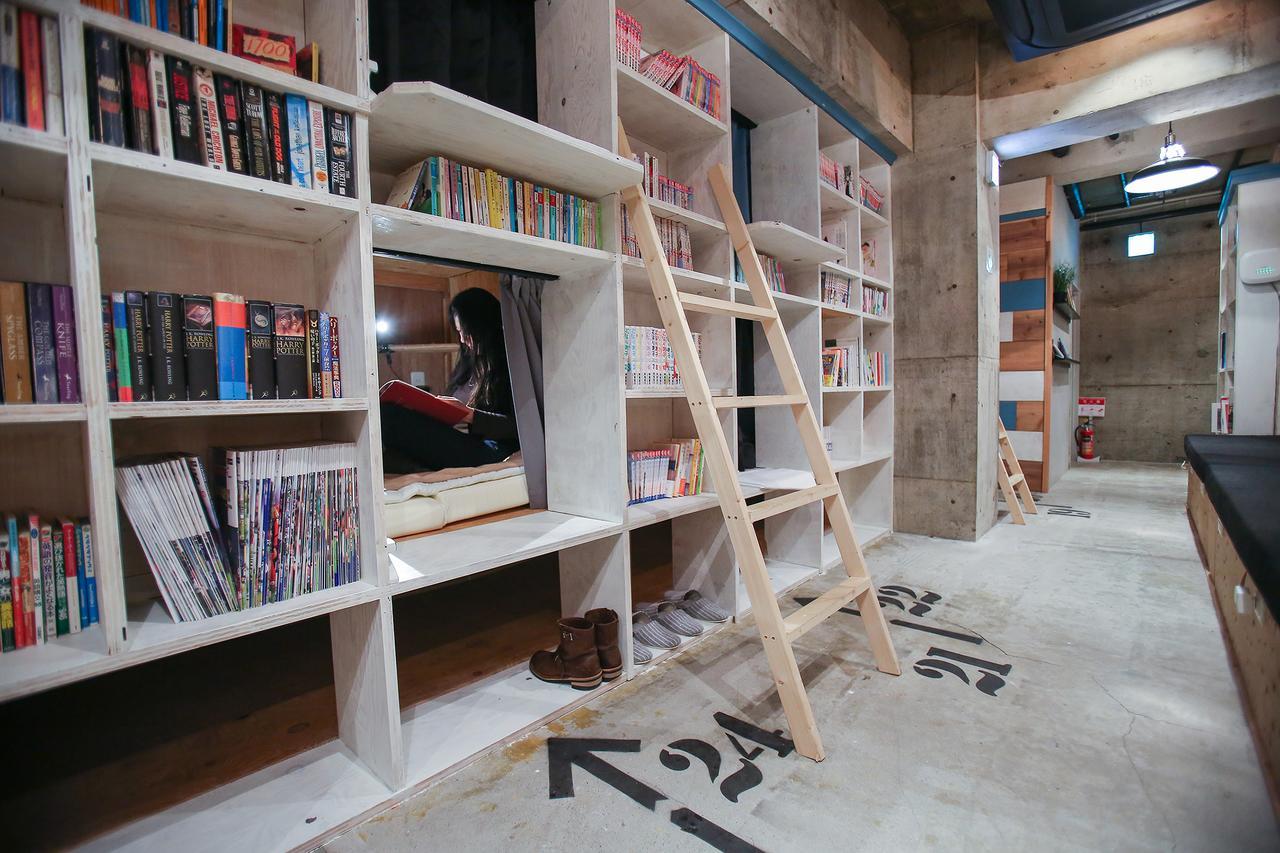 Bnbplus Niigata Book Inn Eksteriør bilde